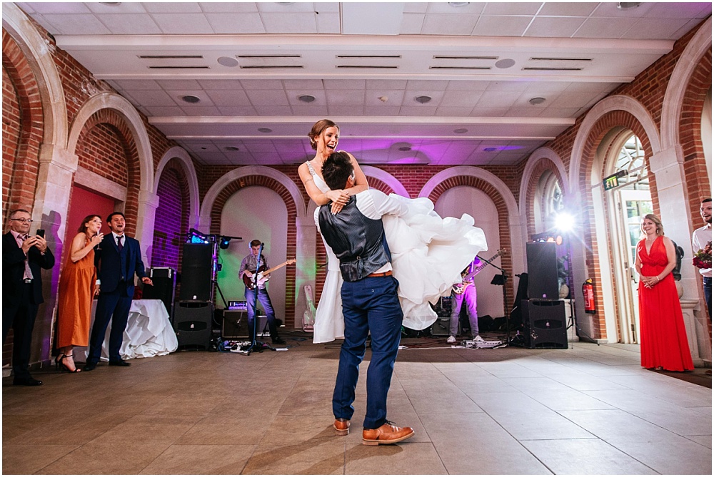 Lift during the first dance