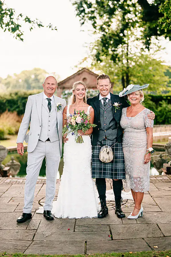 Group shots - Bride and groom with parents